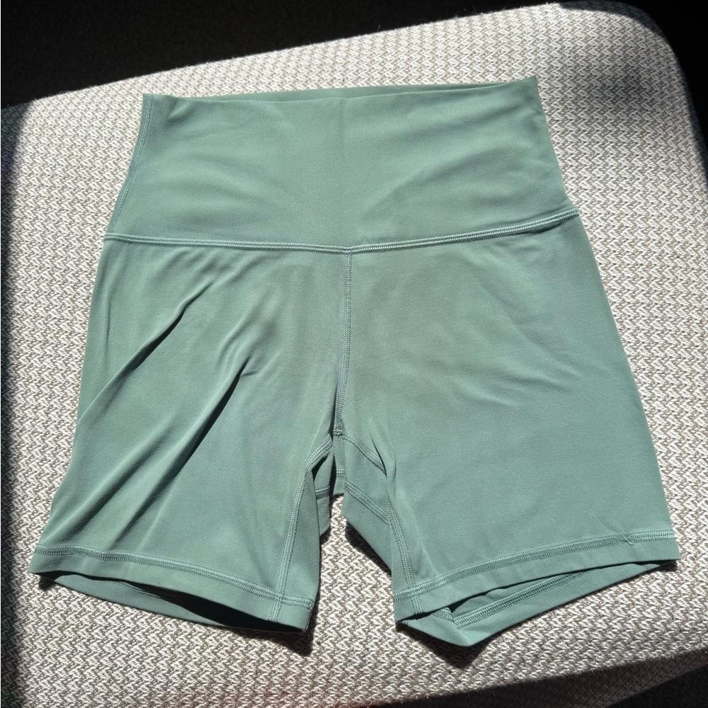Lululemon Athletica Green Athletic Shorts with Wide Waistband